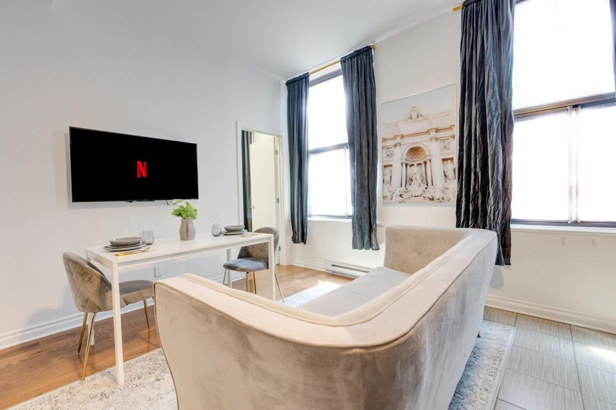 M11 - Stylish & Cozy 2Bdr In Plateau Montreal Apartment Bagian luar foto